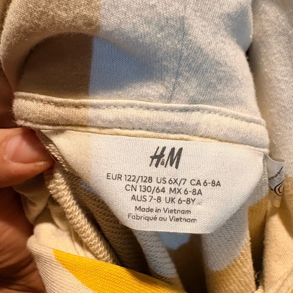 H&M x Smiley World Sz 6x-7 Pullover Hoodie Sweatshirt Cream Yellow Smiley Face - Picture 6 of 8